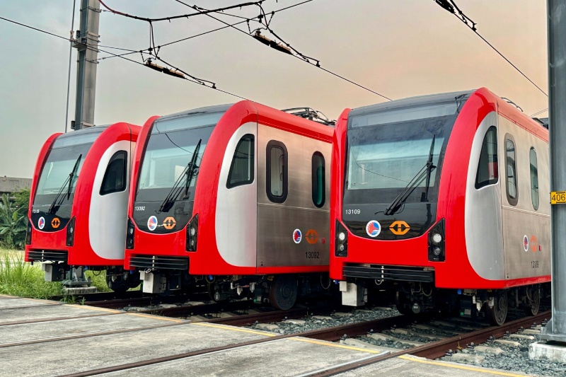LRT-1、フィリピン独立の歴史を辿る
