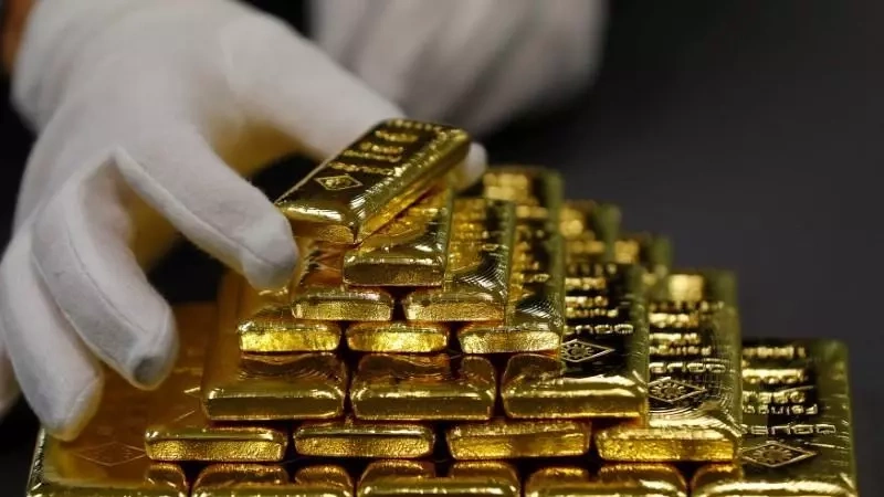 Vietnam Gold Market Shaken by Global Events - Prices Fall, Experts Advise Caution
