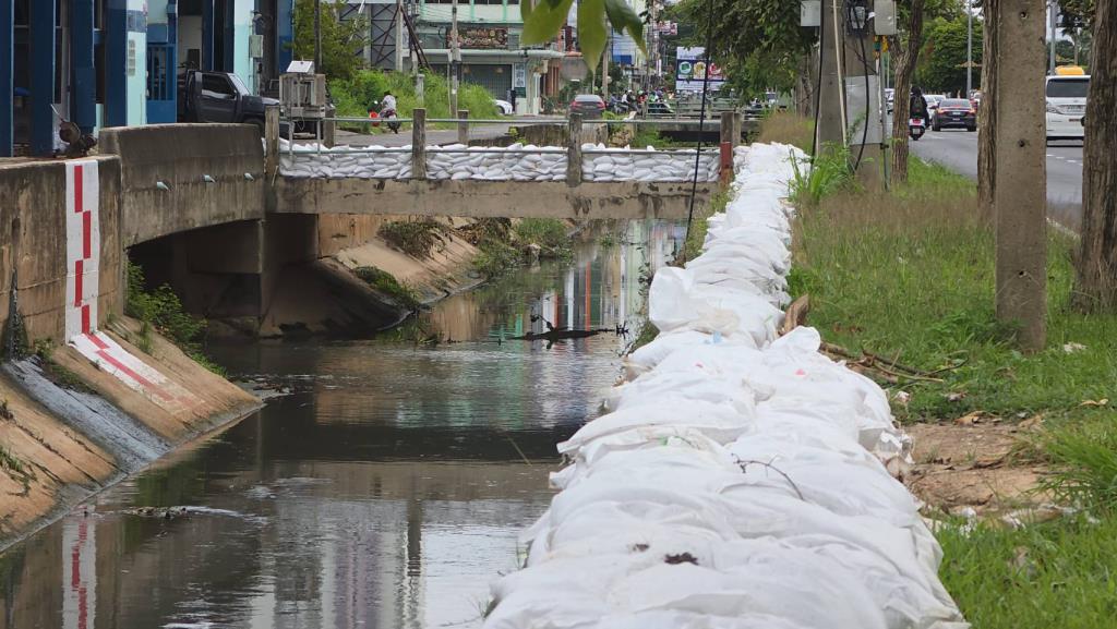 ソンクラー県ハジャイ、住民が水害対策の抜本的改善を要求