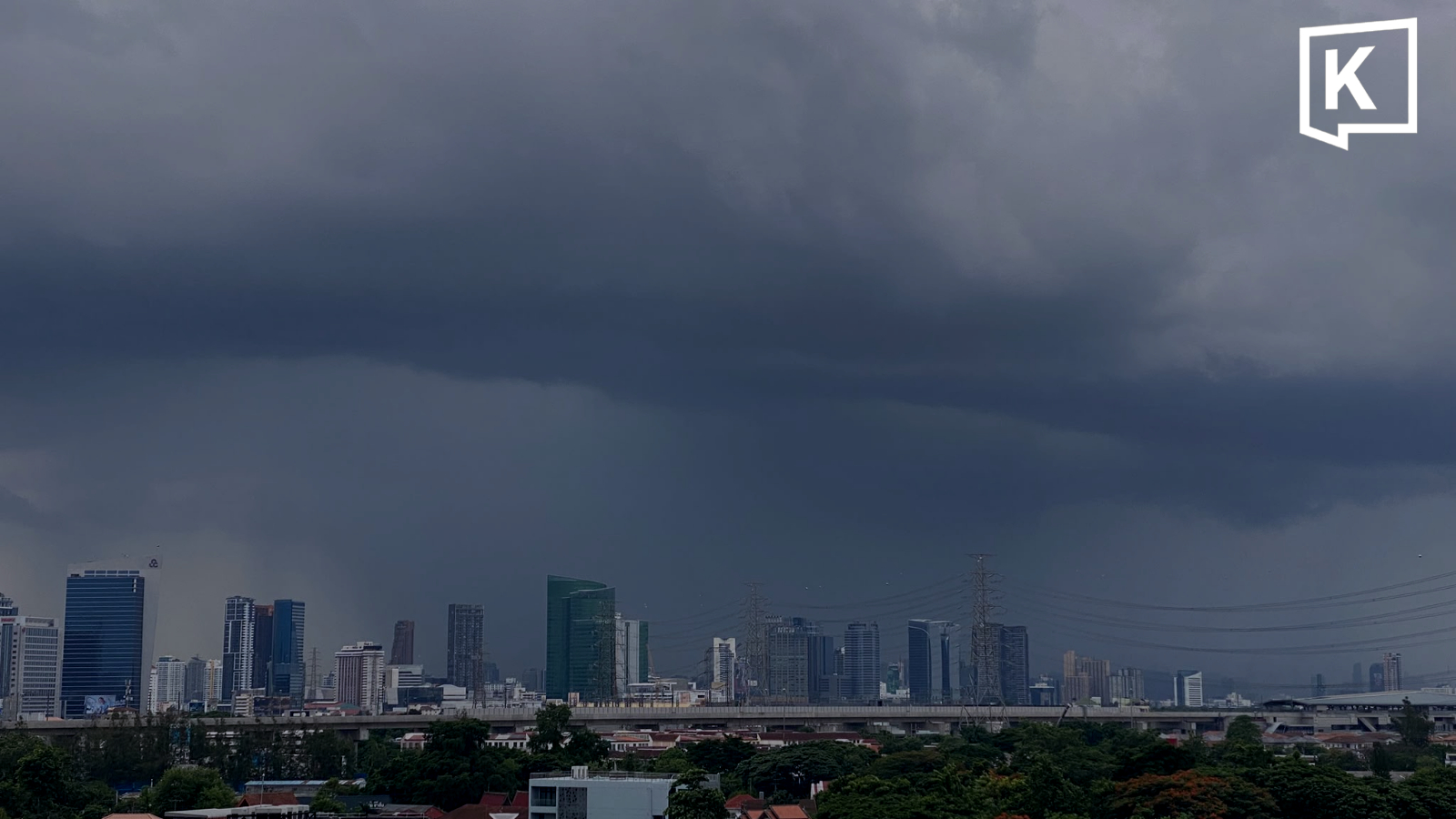 Heavy Rain Forecast Across Thailand, North Faces Worst of Storms