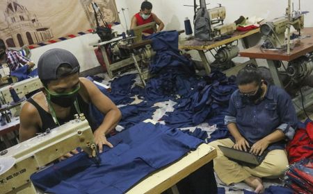 Rupiah Depreciation Threatens Indonesia's Textile Industry: Entrepreneurs Demand Urgent Action