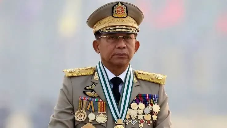 ミン・アウン・フライン氏、大統領候補に指名 - 軍幹部を刷新