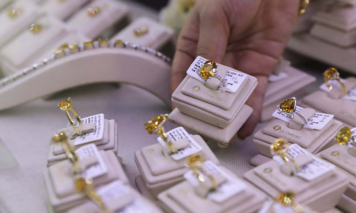 ベトナム金価格、世界動向に連動し小幅上昇