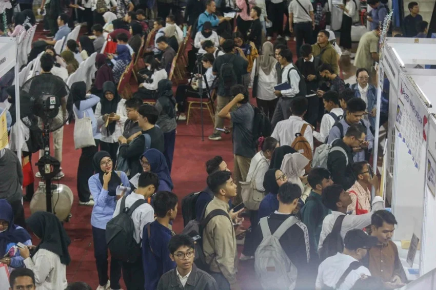 Indonesia Launches Vocational Training for Displaced Workers