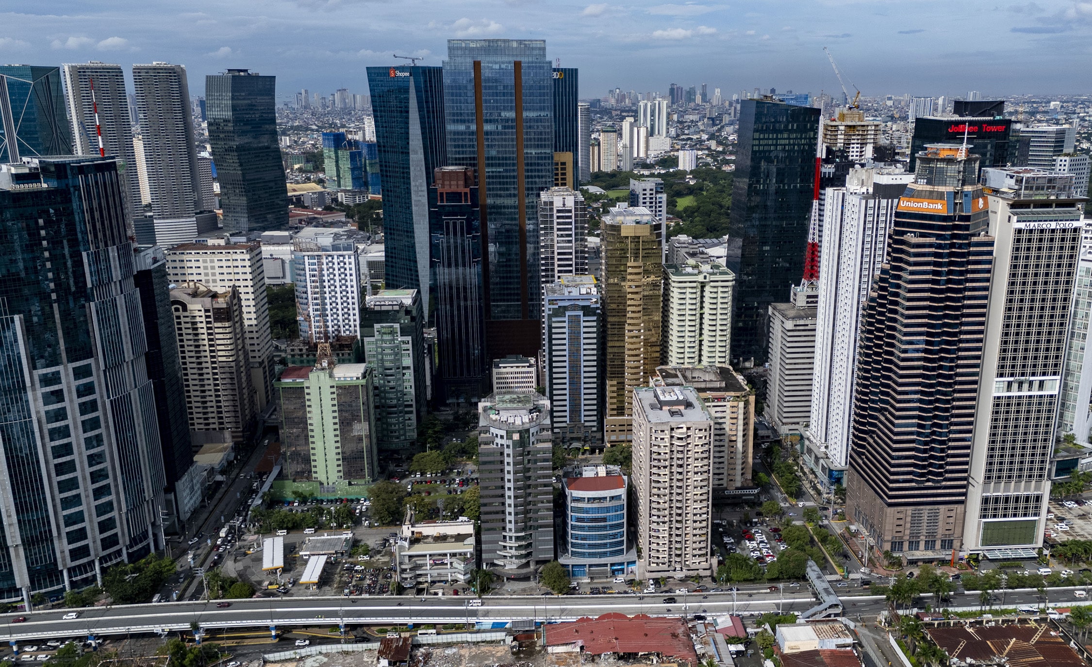 Anemic GDP growth may temper Bangko Sentral ng Pilipinas' rate hike pace