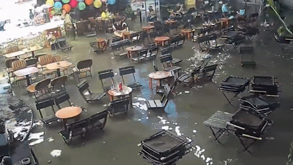 Ho Chi Minh City Faces Widespread Flooding After Heavy Rains, Exposing Infrastructure Gaps