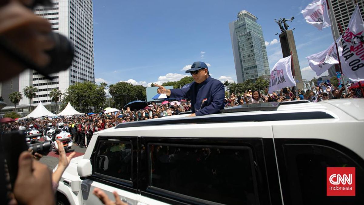 プラボウォ大統領、装甲車「マウン」の雨漏りを指摘、Pindad社が即時対応を説明