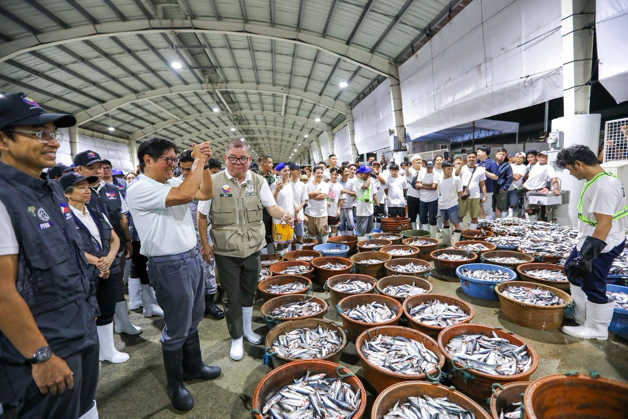 Marcos Jr. inspects modernization of Navotas Fish Port Complex