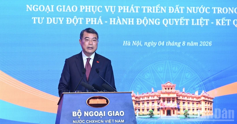 Vietnamese PM Emphasizes Diplomacy's Role in National Development at Diplomatic Conference