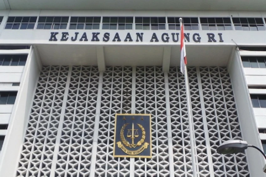 Indonesian Prosecutors Raid Official's Home in Corruption Case
