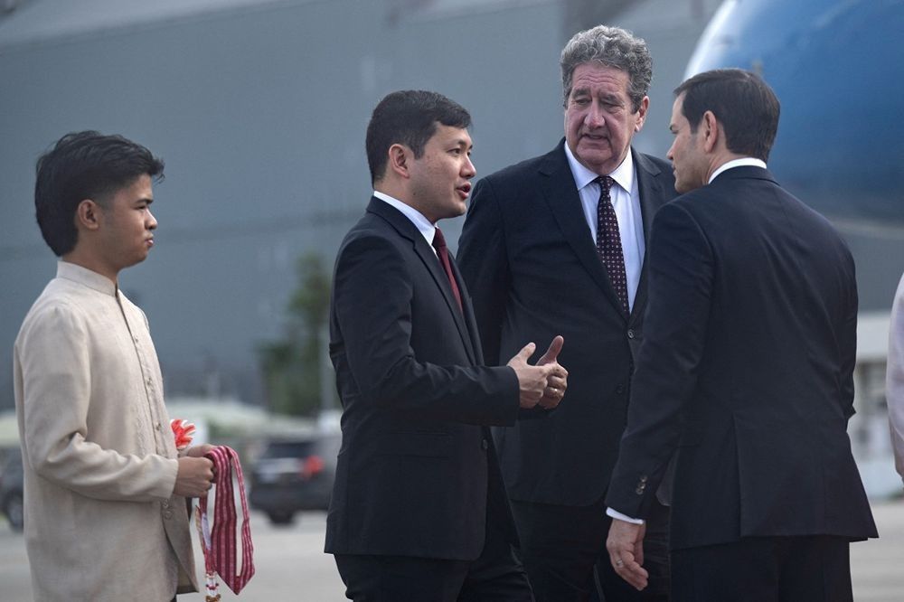 US, China top diplomats to meet in Manila amid South China Sea tensions