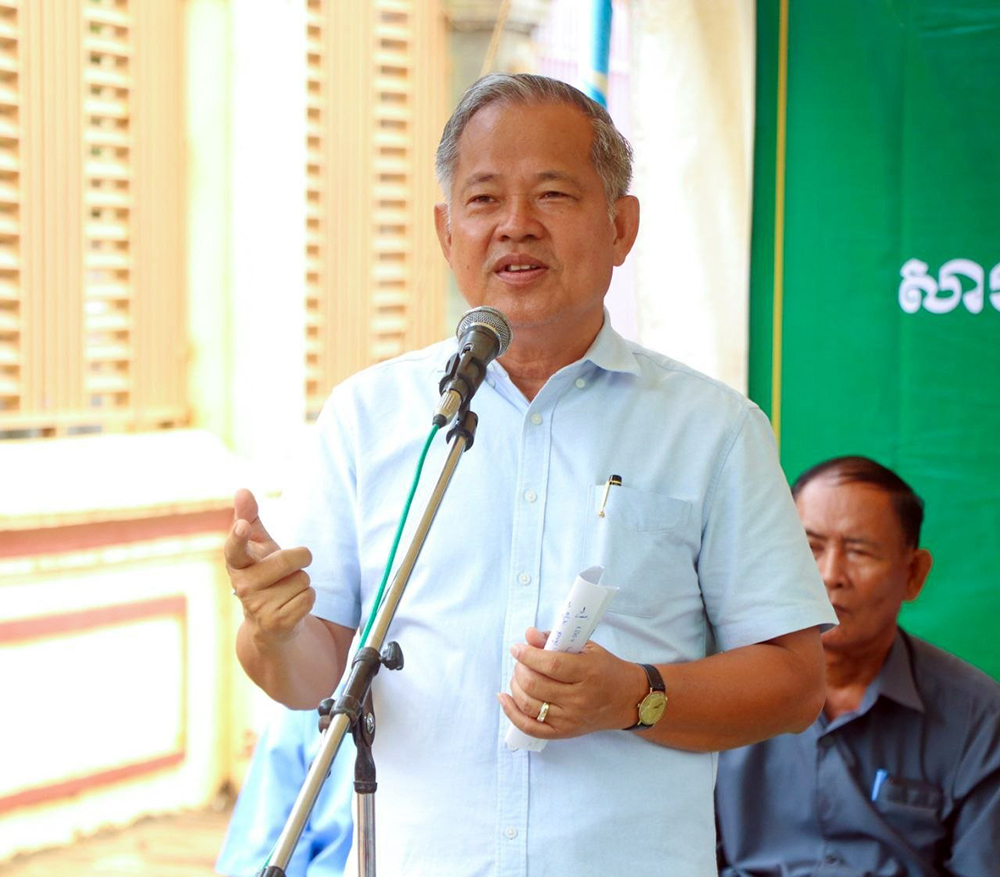 Cambodia Inaugurates 1.6km Concrete Road Construction in Kampong Cham Funded by Commune Fund