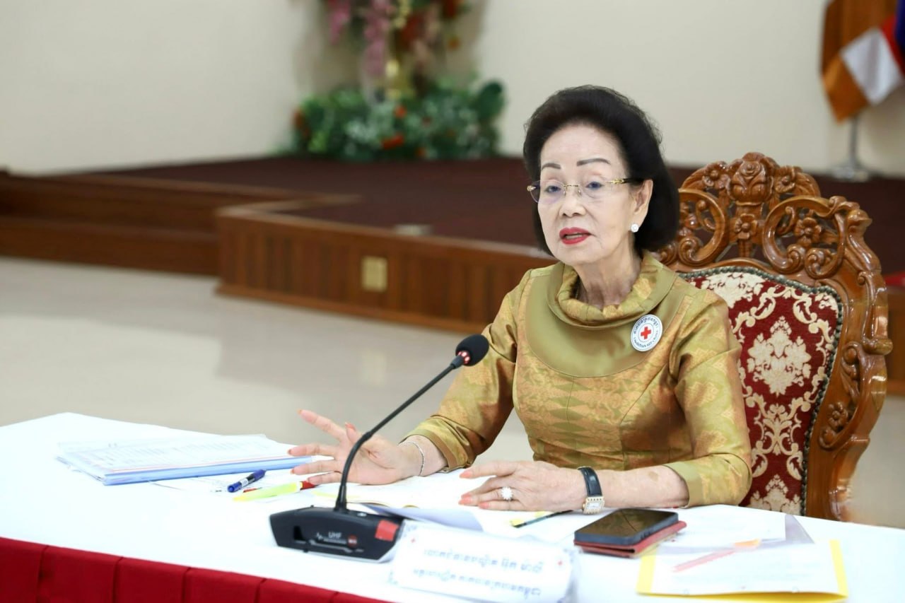 Cambodia Red Cross Discusses Preparations for Queen Mother's Birthday Celebration