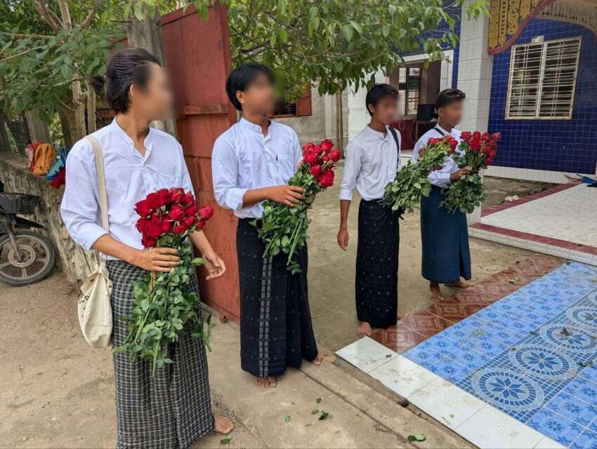 Rose Movement Held in Kalay, Chaung-U, Butalin and Gangaw Townships to Commemorate the 81st Birthday of People Leader Daw Aung San Suu Kyi