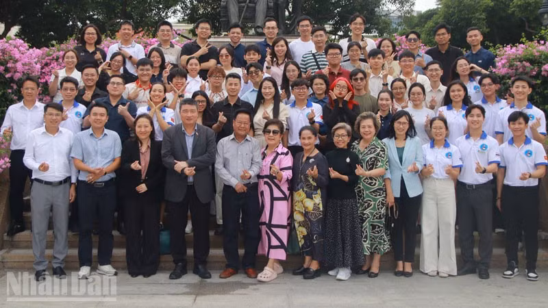 タイ在住ベトナム人留学生、新たな飛躍へ 交流50周年・学生会10周年の節目に