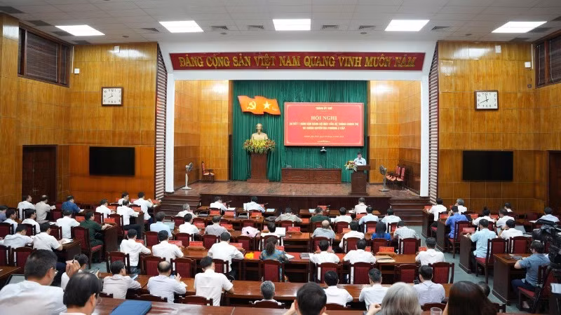 Hue City Identifies Bottlenecks After One Year of Two-Tier Governance Model