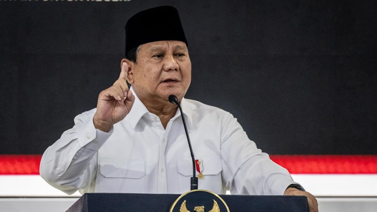 プラボウォ大統領、建国記念日を前に「国民への配慮」をイスラム寄宿学校に呼びかけ