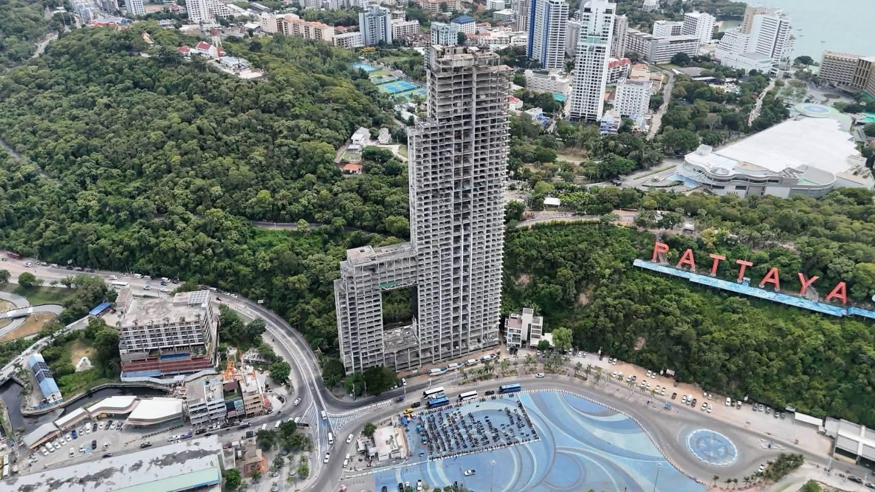 Pattaya Sets October 31st Deadline to Reclaim Public Land Near Bali Hai Pier