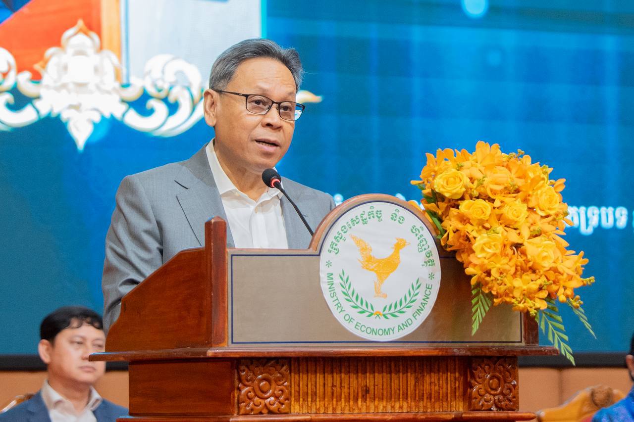 Cambodia's Ministry of Economy and Finance Holds Mid-Term Review Workshop for Human Resource Development Strategy