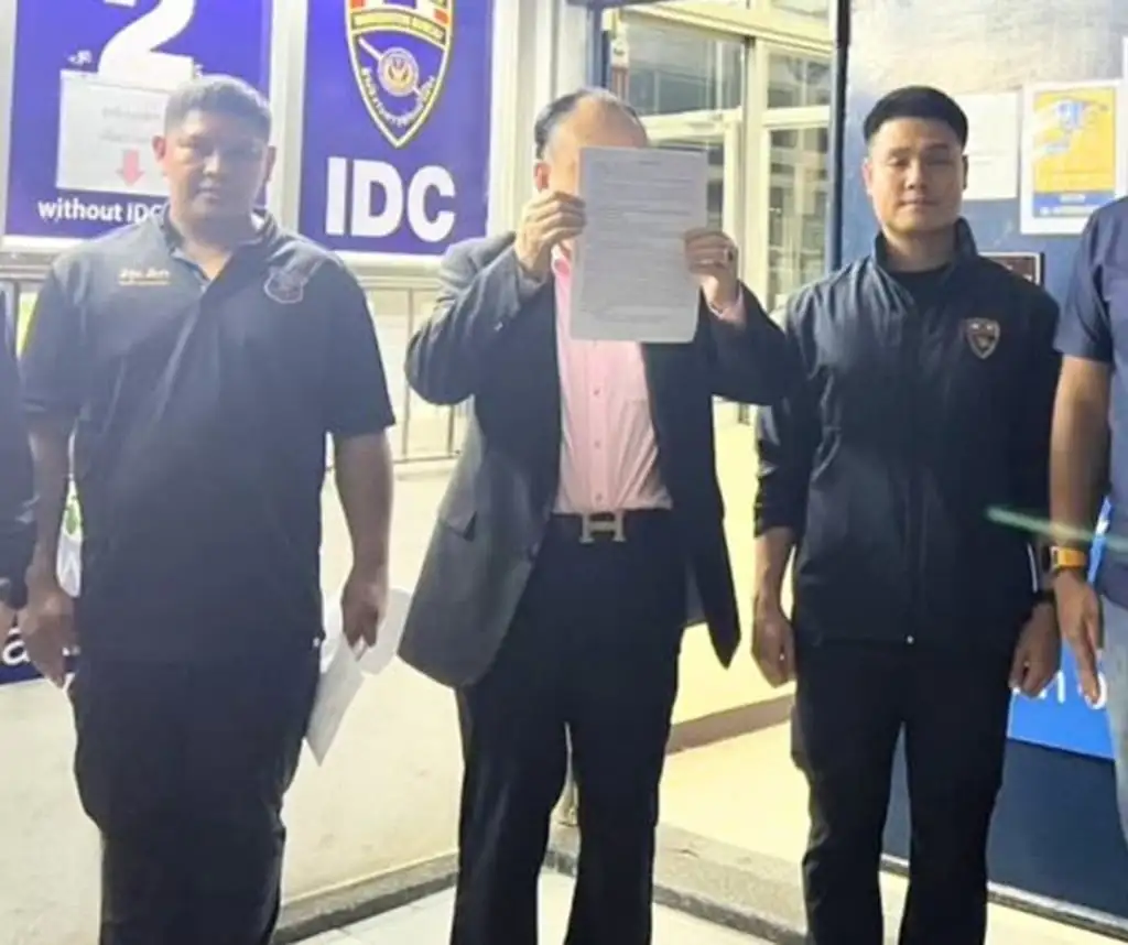 警察、バンコクで中国最重要指名手配逃亡者の1人を逮捕