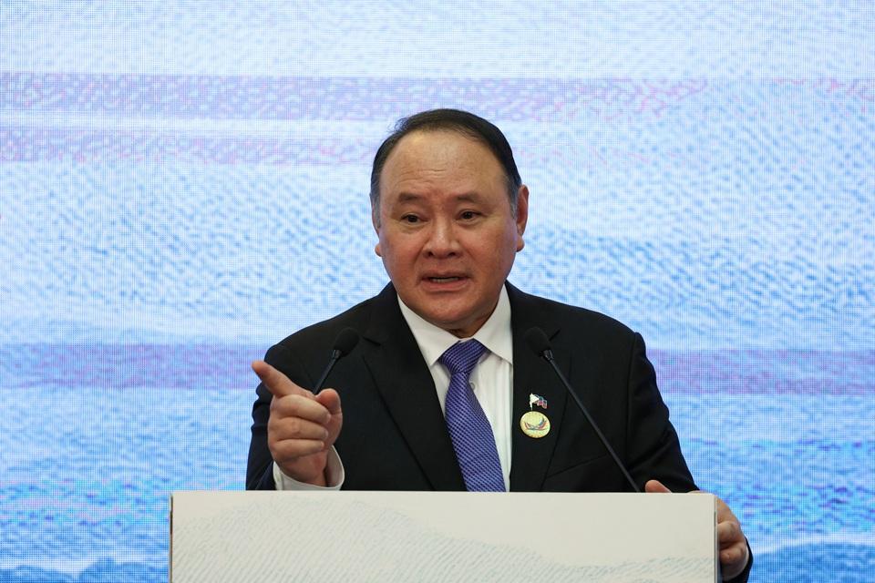 PH defense chief: 'More than courteous' for USec to meet China defense attaché