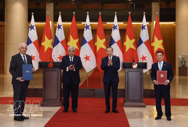 Vietnam, Panama Forge Closer Ties in Joint Statement, Aiming to Bridge Continents