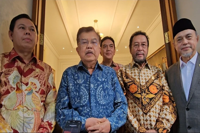 Former VP Jusuf Kalla Addresses 'August Unrest' Rumors, Stresses Freedom of Expression Without Destruction