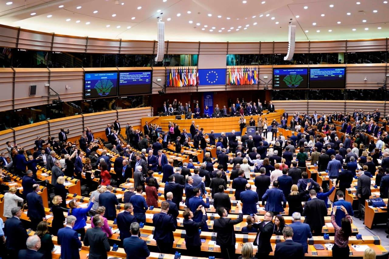 EU、カンボジア・タイ間の信頼醸成へ地雷除去支援