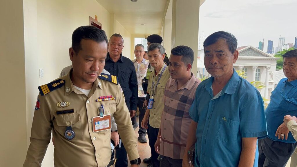 カンボジア、オンライン詐欺対策で外国人居住区を集中捜査