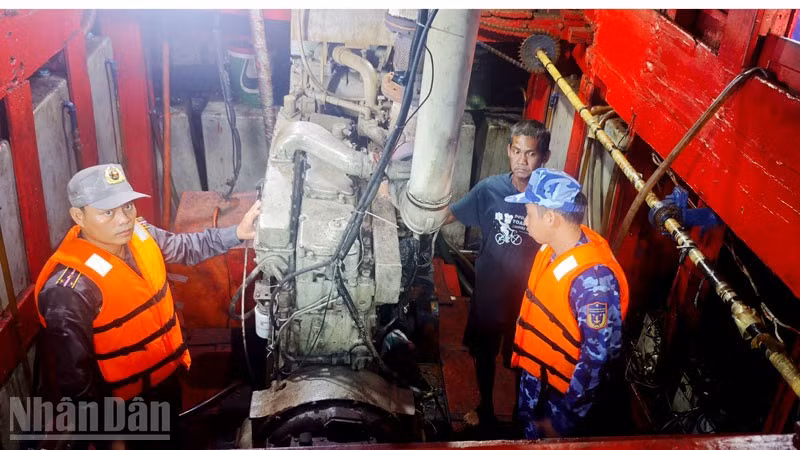 ベトナム海上警察、タイ船籍の遭難船を救助
