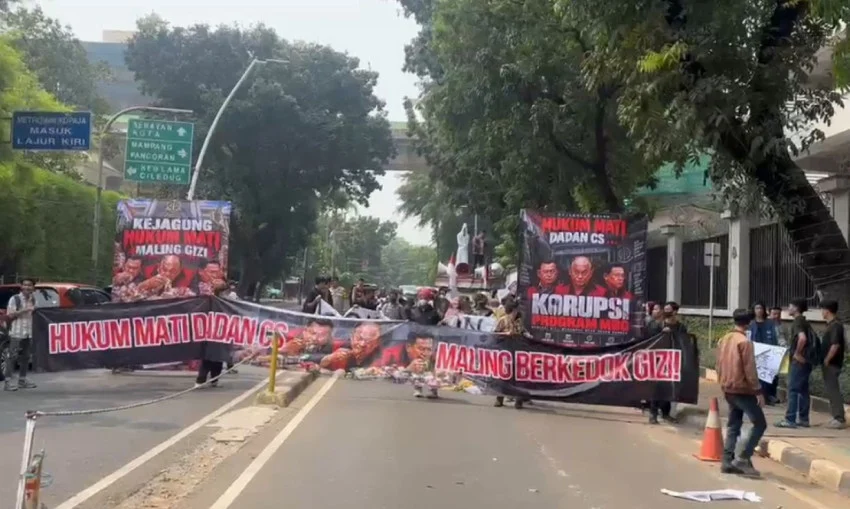 MBG Governance Case Stalled, Prosecutors Urged to Seek Death Penalty for Dadan Cs