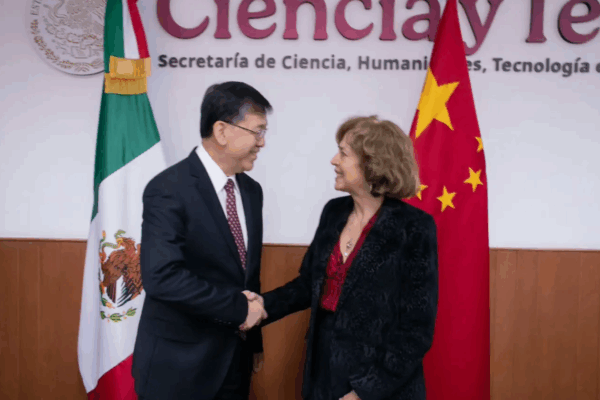 メキシコ、対中技術協力で米国の懸念を刺激