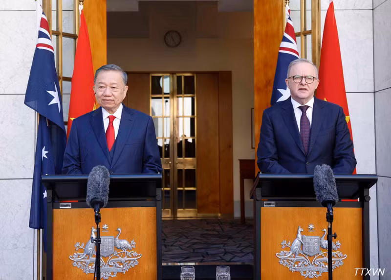 Vietnam's Top Leader Visits Australia to Strengthen Ties