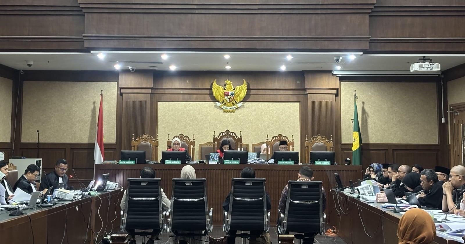 USD 1 Million for DPR Hajj Special Committee Reduced in KPK Calculation, Witness Claims Personal Top-Up