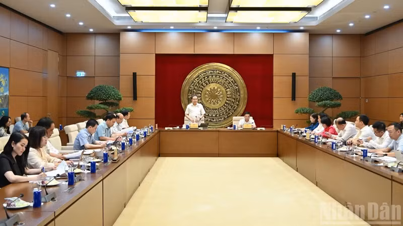 Vietnam's National Assembly to Strengthen Policy Implementation Oversight