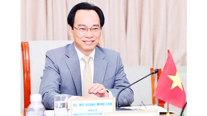 Vietnam's Border Education Initiative: Cultivating Responsible Future Generations