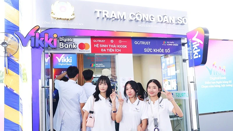 Vietnam Expands Digital Financial Services for Youth