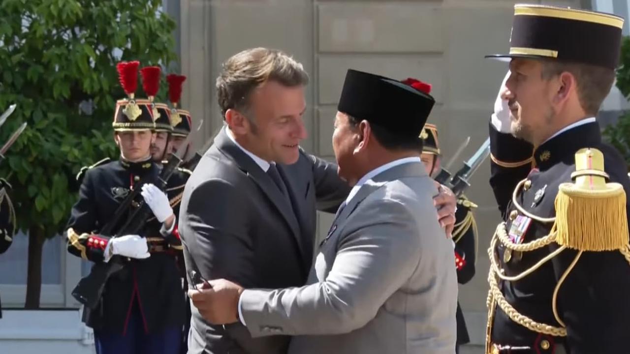 プラボウォ大統領、マクロン仏大統領と会談 エネルギー・教育など協力強化で一致