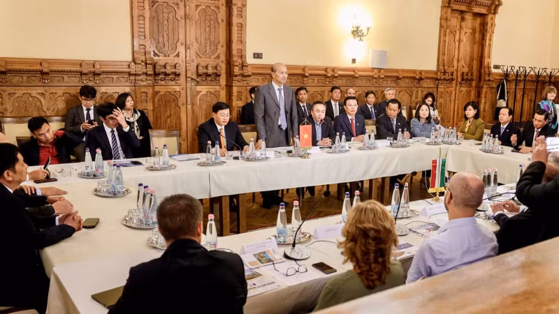 Vietnam's Tay Ninh and Thanh Hoa Provinces Boost Cooperation with Hungarian Partners