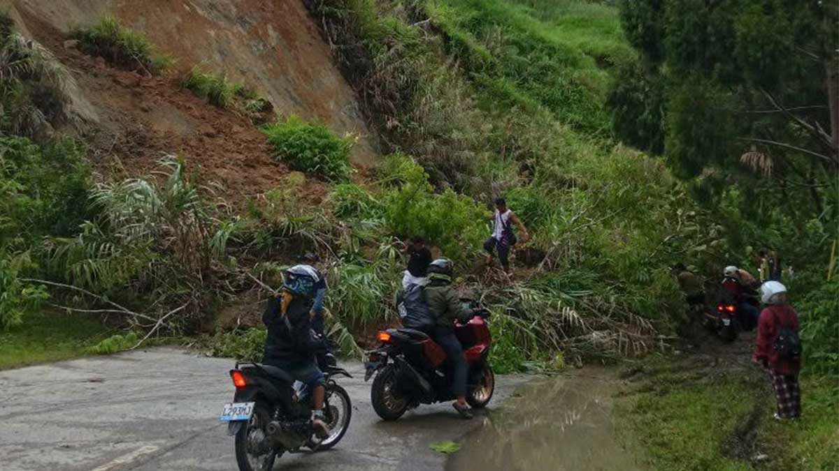 ブキドノン・ダバオ・デル・ノルテ間の道路、地滑り除去で復旧