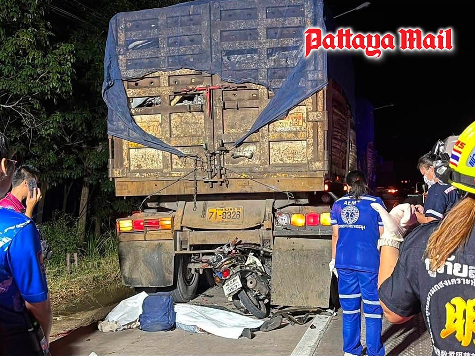 タイ高速道路、暗闇が招いた悲劇:トラックに衝突したバイク、作業員死亡