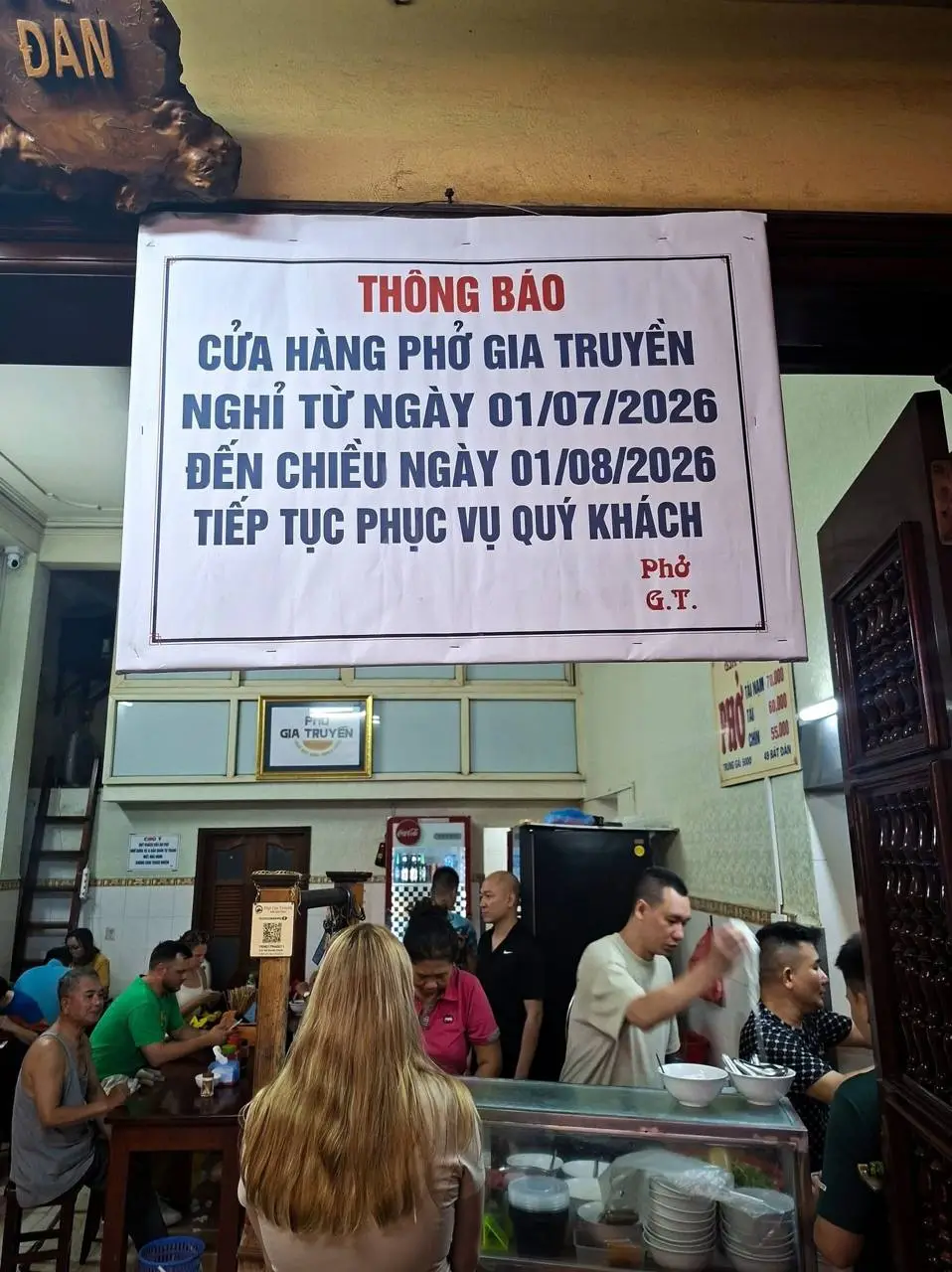 Hanoi's Legendary Pho Stall: Annual Two-Month Closure is 'Completely Normal' to Loyal Patrons