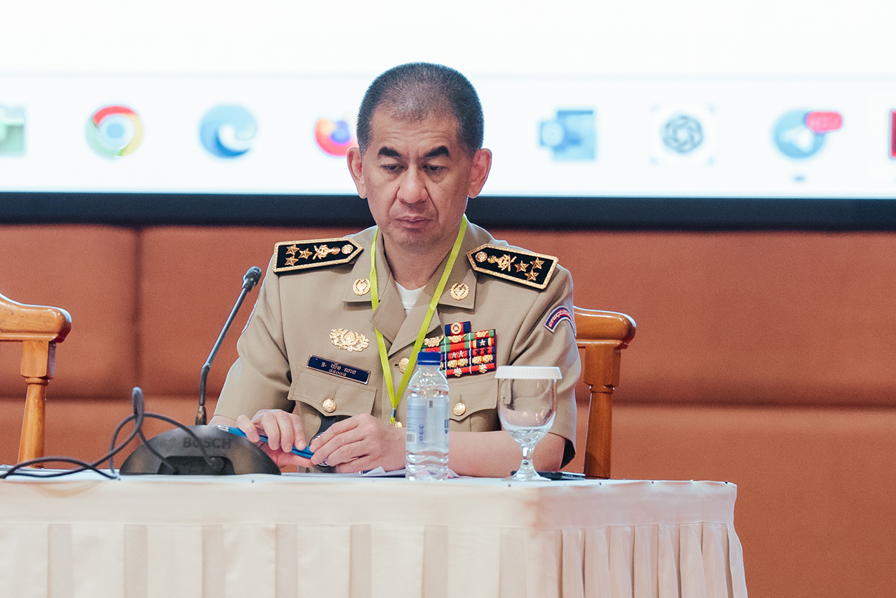 Cambodia Deploys Nearly 20,000 Personnel for Francophonie Summit Security