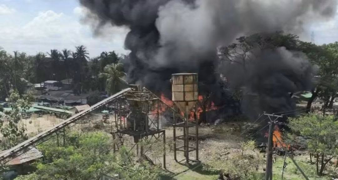 33 Civilians Killed, 36 Injured in Myanmar Junta Airstrikes in Kyauk Taw and Ngapali; Death Toll May Rise