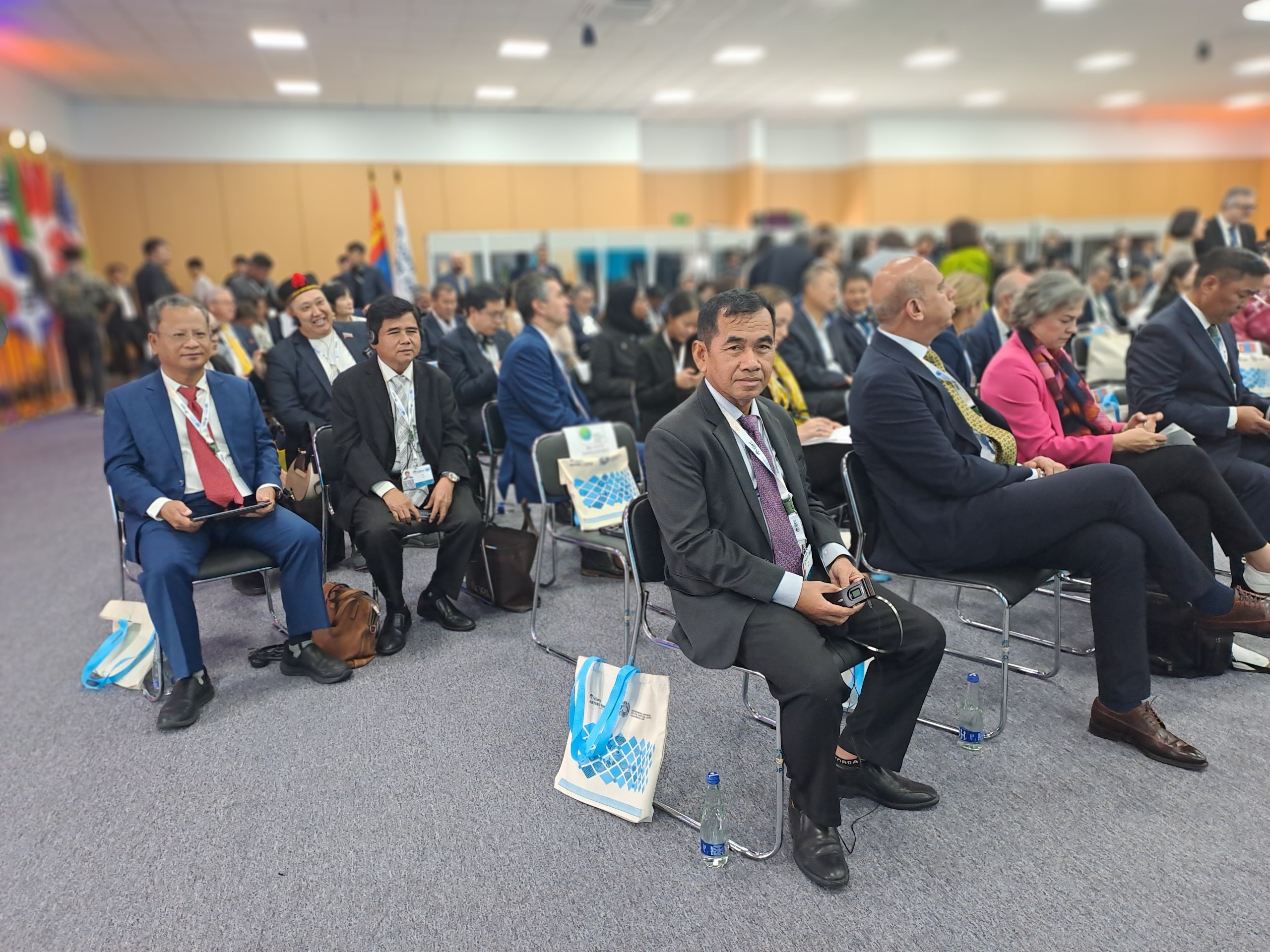 Cambodia Participates in UNCCD COP17 Forum in Mongolia