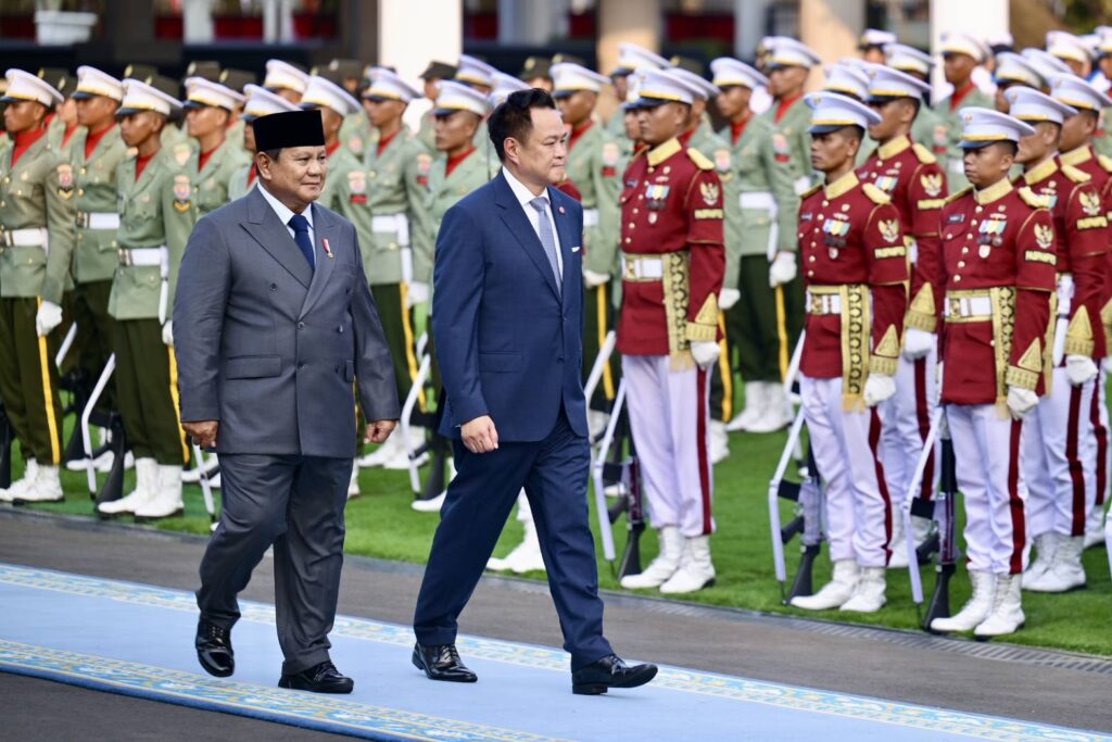 Thai PM Witnesses Awarding of Special Honor to Indonesian President, Reinforcing Security Cooperation