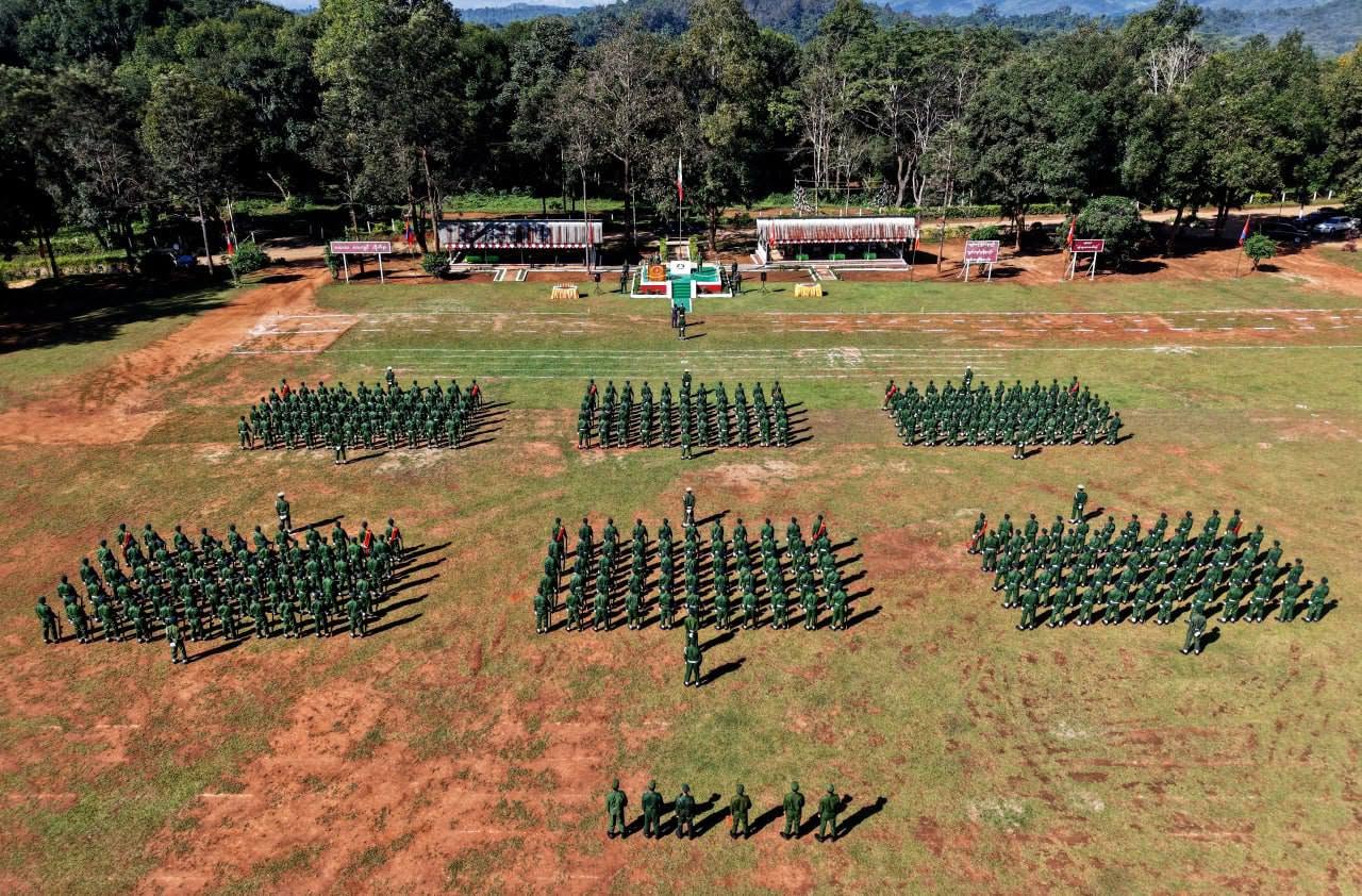 Graduation ceremonies of 27th batch of People's Military Service Training held at local training schools under respective Military Commands