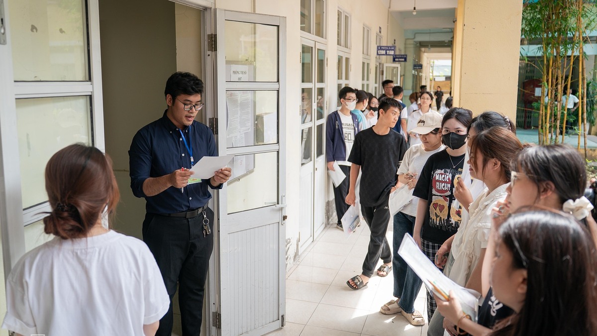 Vietnam Ministry of Education to Combat 'Score Inflation' with Unified Exams