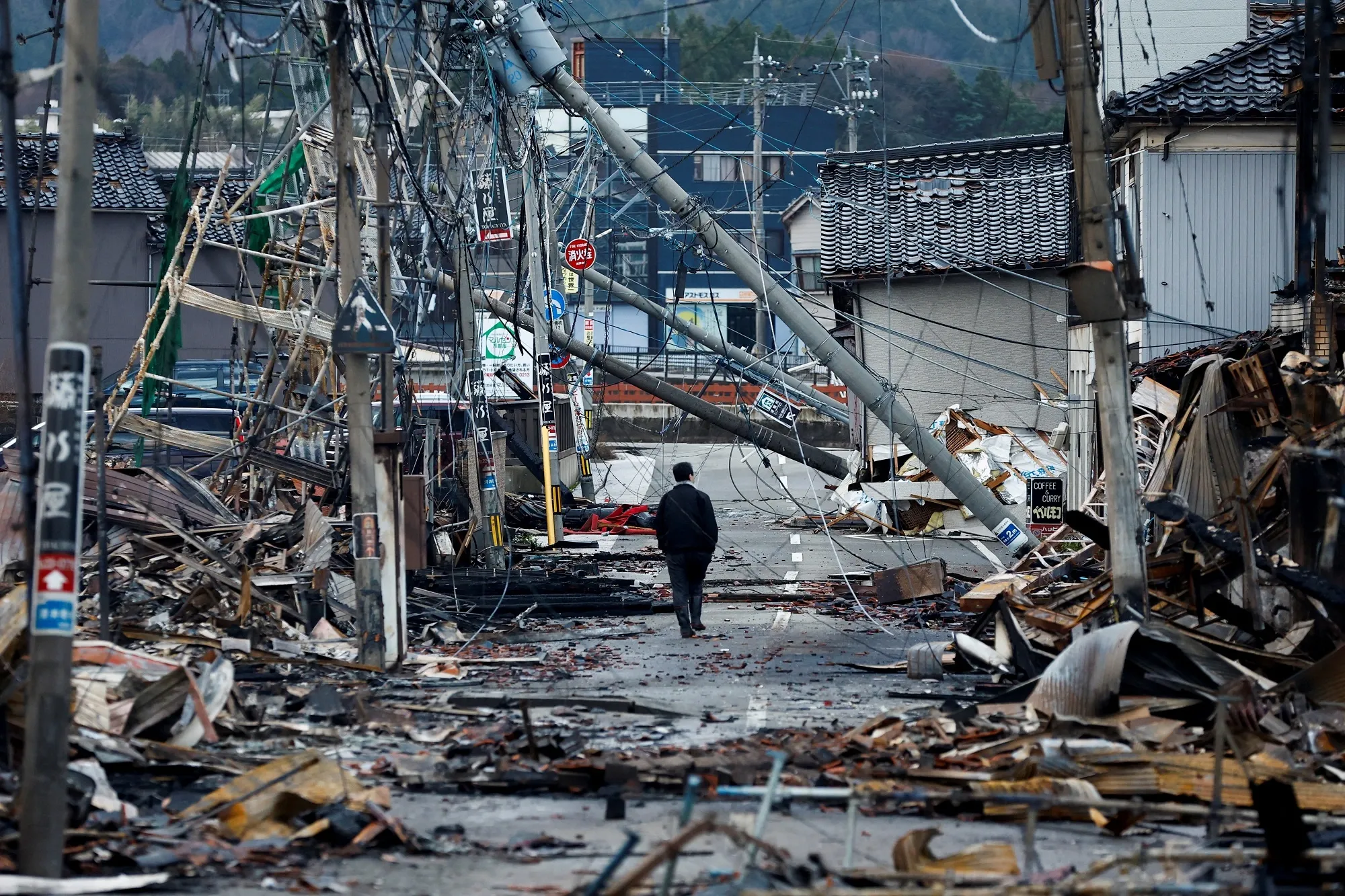 日本地震、ベトナム人1人死亡、複数負傷 領事館が支援活動
