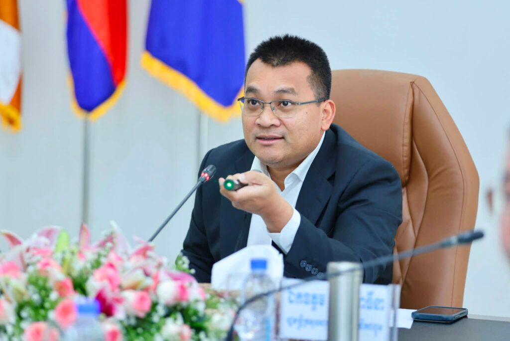 Phnom Penh-Bavet Expressway Connection with Vietnam Discussed by Joint Committee